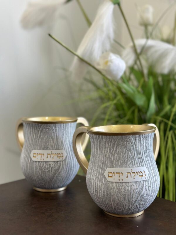 נטלה שיש זהב
