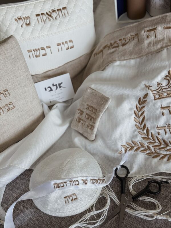 ⁦חלאקה דגם עלים טלית תשבץ+ספר תורה וסידור⁩ – תמונה ⁦4⁩