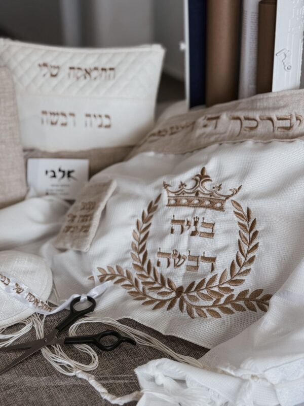 ⁦חלאקה דגם עלים טלית תשבץ+ספר תורה וסידור⁩ – תמונה ⁦2⁩