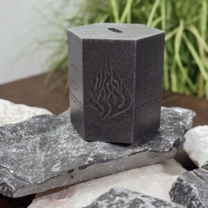 קופת צדקה משושה אפור בטון האש שלי