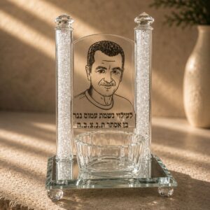 מעמד קריסטל לע"נ קווי מתאר כסוף